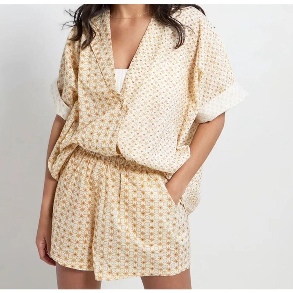 Soleil Soleil overswim beige floral set size Medium